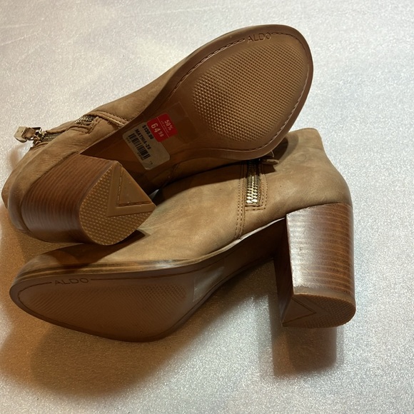 Aldo Mathia booties. New. Size 8. Brown. Nubuk leather upper. - Picture 6 of 6